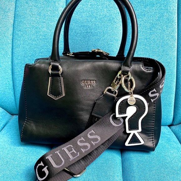 Guess cross body bag - Picture 1 of 6